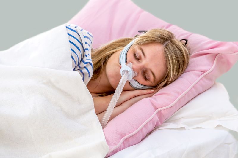 Parkway-Sleep-Health-Center-CPAP-machine-for-sleep-apnea.jpg